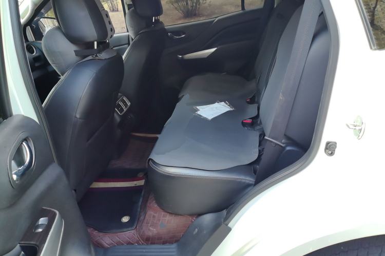 Used Nissan Terra 2020 2.5L XV 4WD Automatic Four-Wheel Drive Flagship Edition Interior 4
