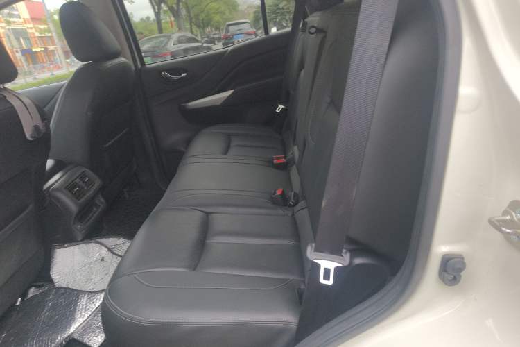 Used Nissan Terra 2020 2.5L XV 4WD Automatic Four-Wheel Drive Flagship Edition Interior 4