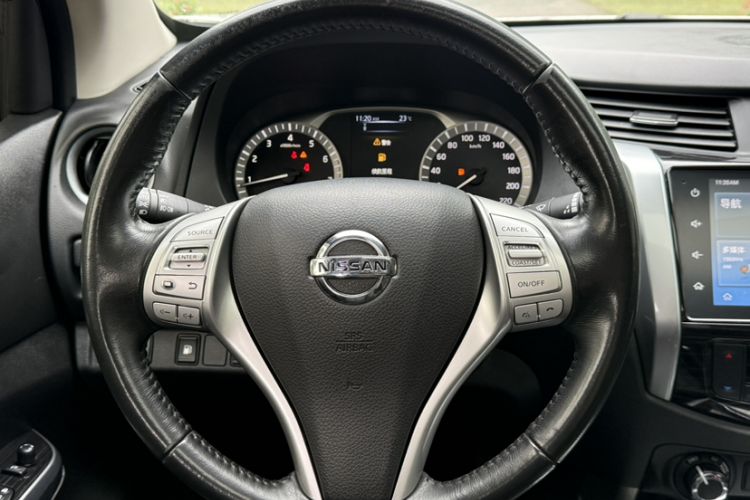 Used Nissan Terra 2020 2.5L XV 4WD Automatic Four-Wheel Drive Flagship Edition Interior 4