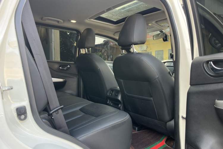 Used Nissan Terra 2020 2.5L XL Upper 4WD Automatic Four-Wheel Drive Luxury Edition Interior 5
