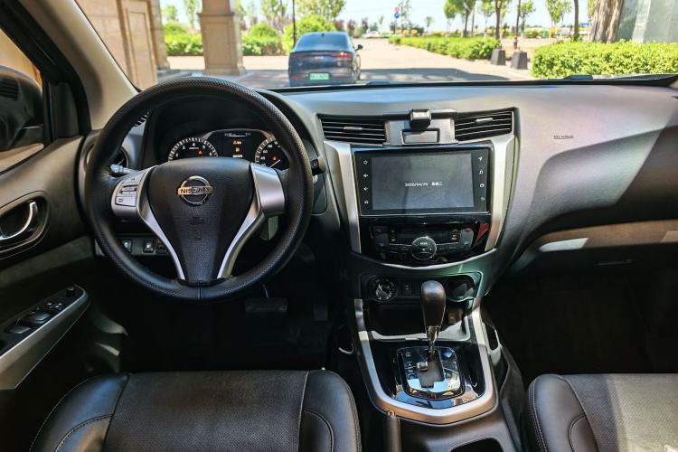 Used Nissan Terra 2020 2.5L XL Upper 4WD Automatic Four-Wheel Drive Luxury Edition Interior 5