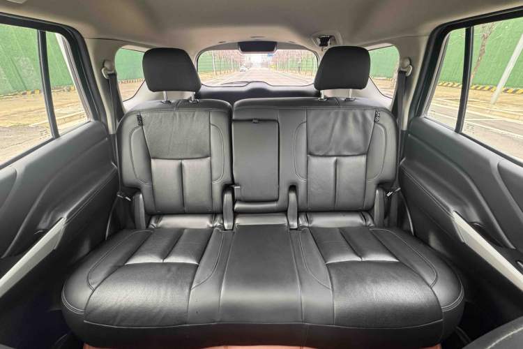 Used Nissan Terra 2020 2.5L XL Upper 4WD Automatic Four-Wheel Drive Luxury Edition Interior 6
