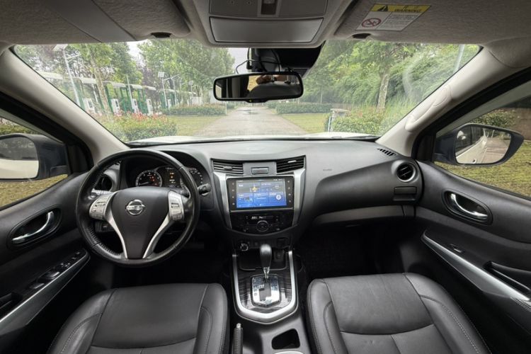 Used Nissan Terra 2020 2.5L XV 4WD Automatic Four-Wheel Drive Flagship Edition Interior 8