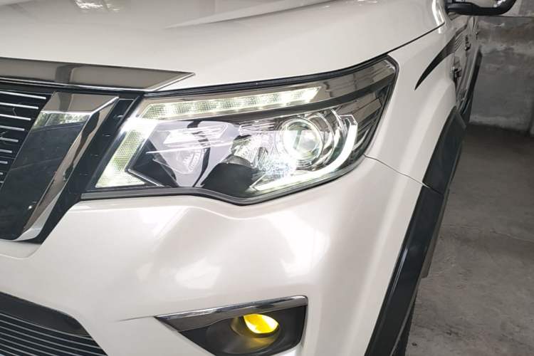 Used Nissan Terra 2020 2.5L XL Upper 4WD Automatic Four-Wheel Drive Luxury Edition Left Front Headlight