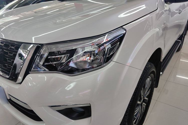Used Nissan Terra 2020 2.5L XL Upper Automatic Two-Wheel Drive Luxury Edition Left Front Headlight