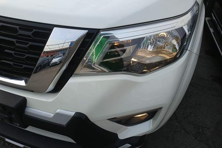 Used Nissan Terra 2020 2.5L XL Upper 4WD Automatic Four-Wheel Drive Luxury Edition Left Front Headlight