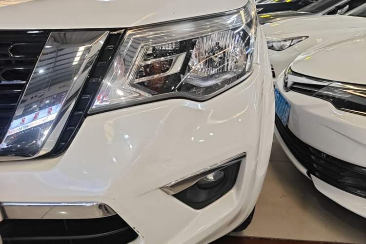Used Nissan Terra 2020 2.5L XL Upper 4WD Automatic Four-Wheel Drive Luxury Edition Left Front Headlight