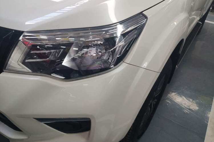 Used Nissan Terra 2020 2.5L XL Upper Automatic Two-Wheel Drive Luxury Edition Left Front Headlight