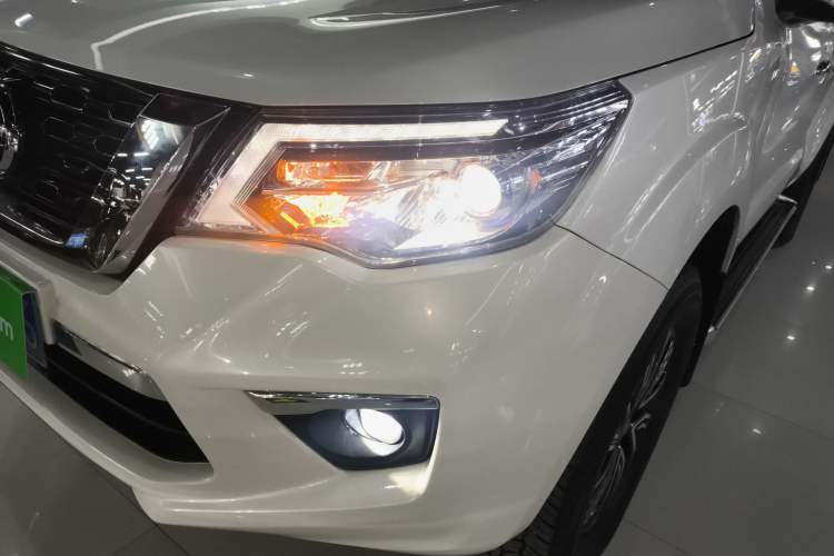 Used Nissan Terra 2020 2.5L XV 4WD Automatic Four-Wheel Drive Flagship Edition Left Front Headlight