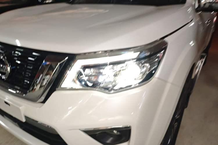 Used Nissan Terra 2020 2.5L XV 4WD Automatic Four-Wheel Drive Flagship Edition Left Front Headlight