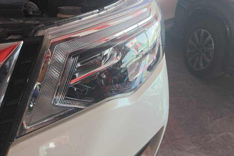 Used Nissan Terra 2020 2.5L XV 4WD Automatic Four-Wheel Drive Flagship Edition Left Front Headlight