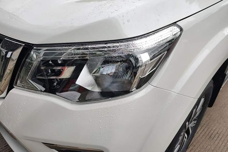 Used Nissan Terra 2020 2.5L XL Upper 4WD Automatic Four-Wheel Drive Luxury Edition Left Front Headlight