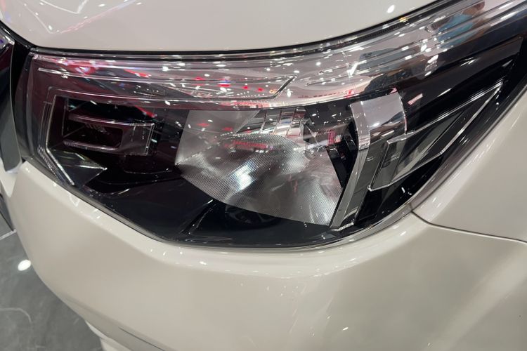 Used Nissan Terra 2020 2.5L XL Upper 4WD Automatic Four-Wheel Drive Luxury Edition Left Front Headlight