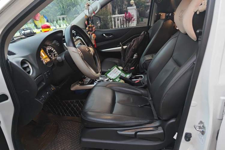 Used Nissan Terra 2020 2.5L XL Upper Automatic Two-Wheel Drive Luxury Edition Left Front Seat