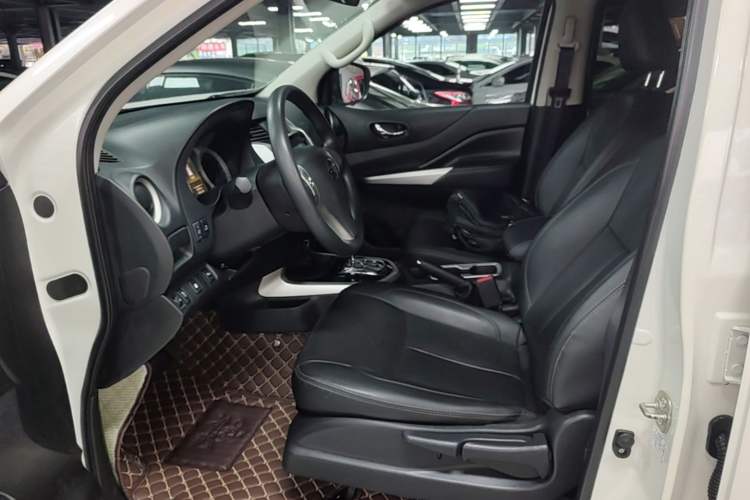 Used Nissan Terra 2020 2.5L XL Upper 4WD Automatic Four-Wheel Drive Luxury Edition Left Front Seat