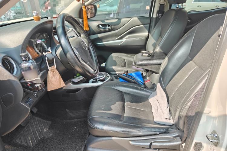 Used Nissan Terra 2020 2.5L XL Upper Automatic Two-Wheel Drive Luxury Edition Left Front Seat
