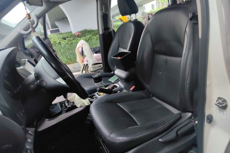 Used Nissan Terra 2020 2.5L XL Upper 4WD Automatic Four-Wheel Drive Luxury Edition Left Front Seat