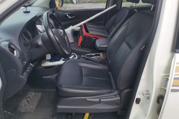 Used Nissan Terra 2020 2.5L XL Upper Automatic Two-Wheel Drive Luxury Edition Left Front Seat