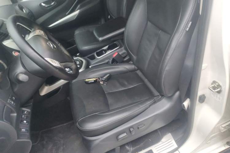 Used Nissan Terra 2020 2.5L XV 4WD Automatic Four-Wheel Drive Flagship Edition Left Front Seat