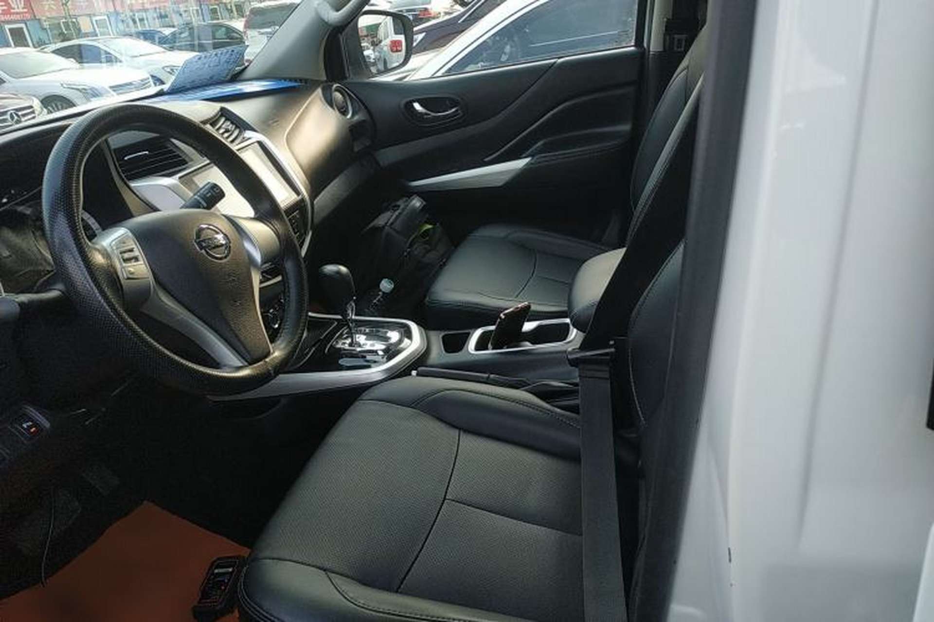 Used Nissan Terra 2020 2.5L XL Upper 4WD Automatic Four-Wheel Drive Luxury Edition Left Front Seat