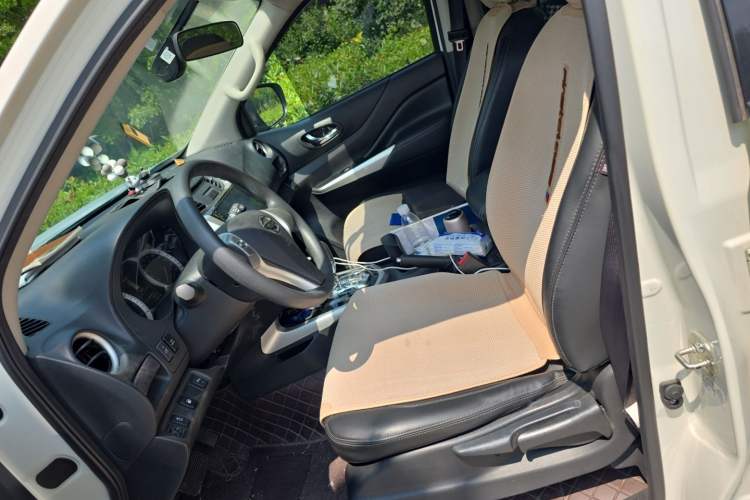 Used Nissan Terra 2020 2.5L XL Upper Automatic Two-Wheel Drive Luxury Edition Left Front Seat