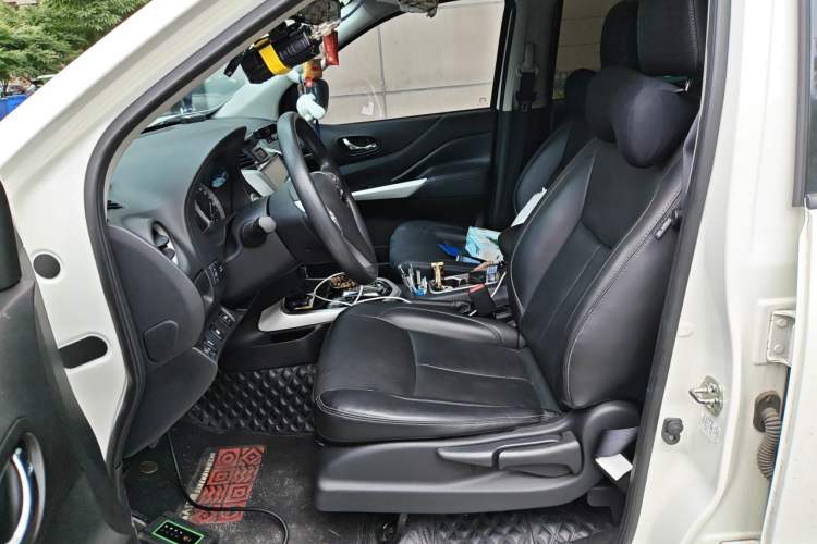 Used Nissan Terra 2020 2.5L XL Upper 4WD Automatic Four-Wheel Drive Luxury Edition Left Front Seat
