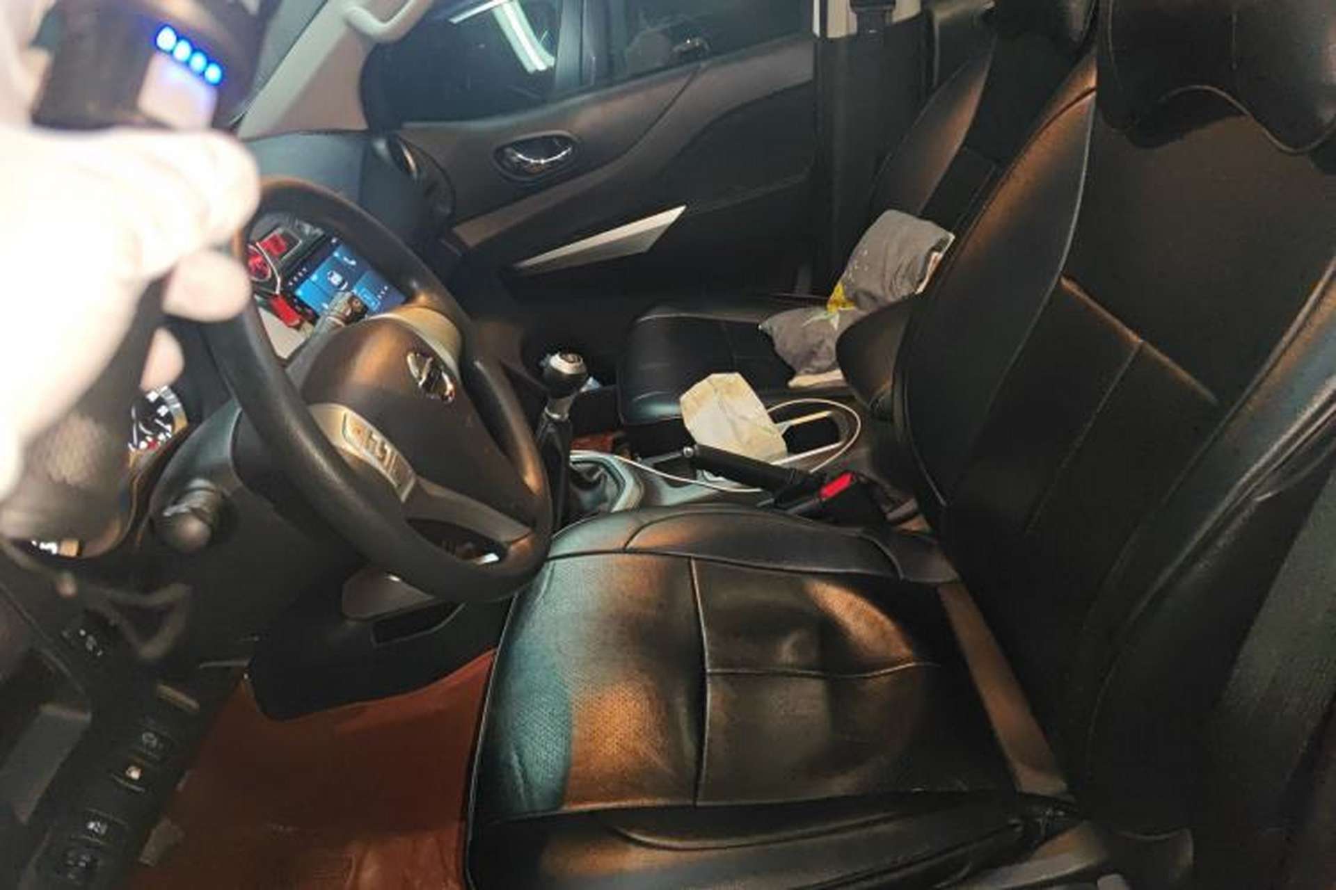 Used Nissan Terra 2020 2.5L XE Manual Two-Wheel-Drive Elite Edition Left Front Seat