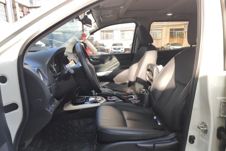 Used Nissan Terra 2020 2.5L XL Upper Automatic Two-Wheel Drive Luxury Edition Left Front Seat