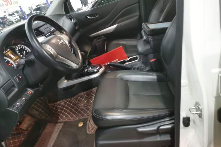 Used Nissan Terra 2020 2.5L XL Upper Automatic Two-Wheel Drive Luxury Edition Left Front Seat