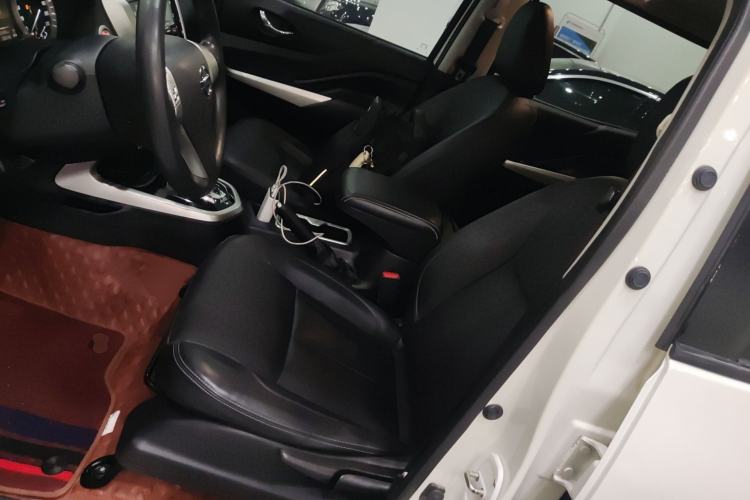 Used Nissan Terra 2020 2.5L XL Upper 4WD Automatic Four-Wheel Drive Luxury Edition Left Front Seat