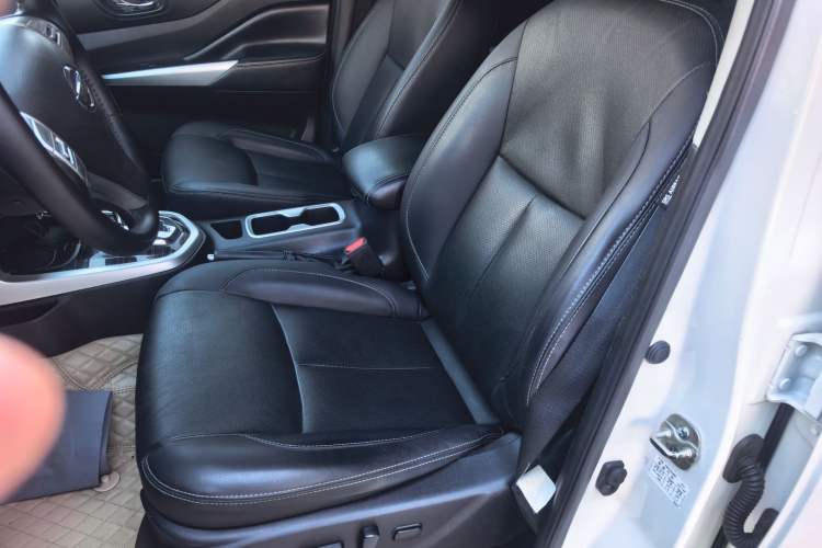 Used Nissan Terra 2020 2.5L XV 4WD Automatic Four-Wheel Drive Flagship Edition Left Front Seat