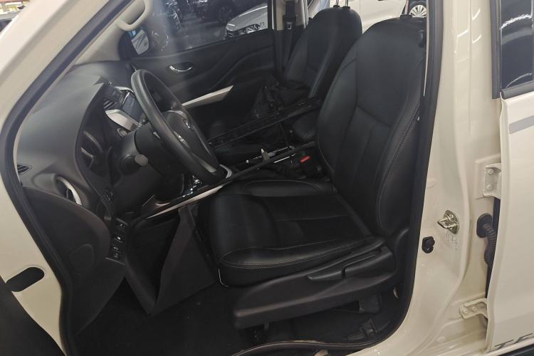 Used Nissan Terra 2020 2.5L XL Upper 4WD Automatic Four-Wheel Drive Luxury Edition Left Front Seat
