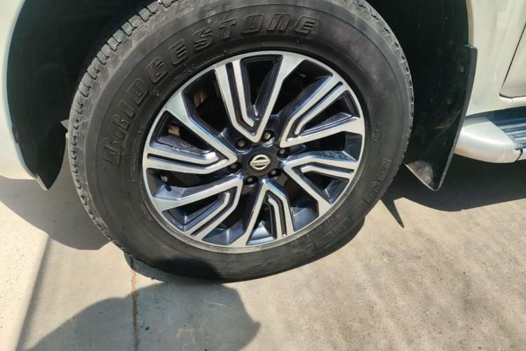 Used Nissan Terra 2020 2.5L XV 4WD Automatic Four-Wheel Drive Flagship Edition Left Front Wheel Hub