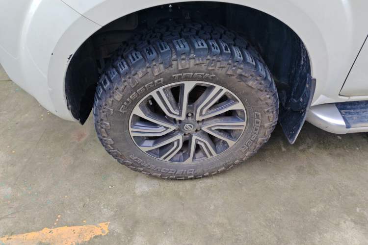 Used Nissan Terra 2020 2.5L XV 4WD Automatic Four-Wheel Drive Flagship Edition Left Front Wheel Hub