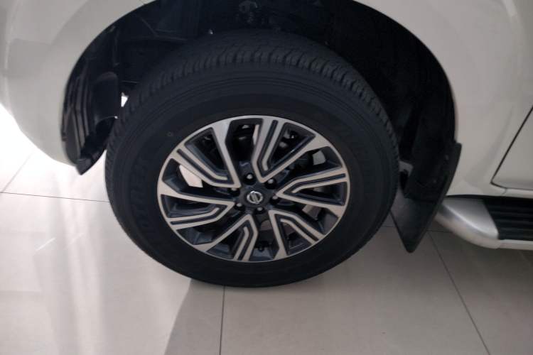 Used Nissan Terra 2020 2.5L XL Upper 4WD Automatic Four-Wheel Drive Luxury Edition Left Front Wheel Hub