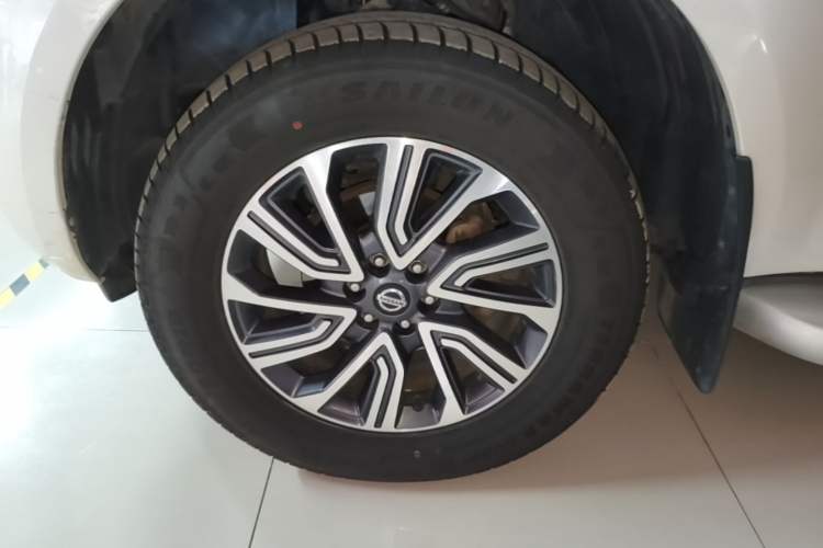 Used Nissan Terra 2020 2.5L XL Upper 4WD Automatic Four-Wheel Drive Luxury Edition Left Front Wheel Hub