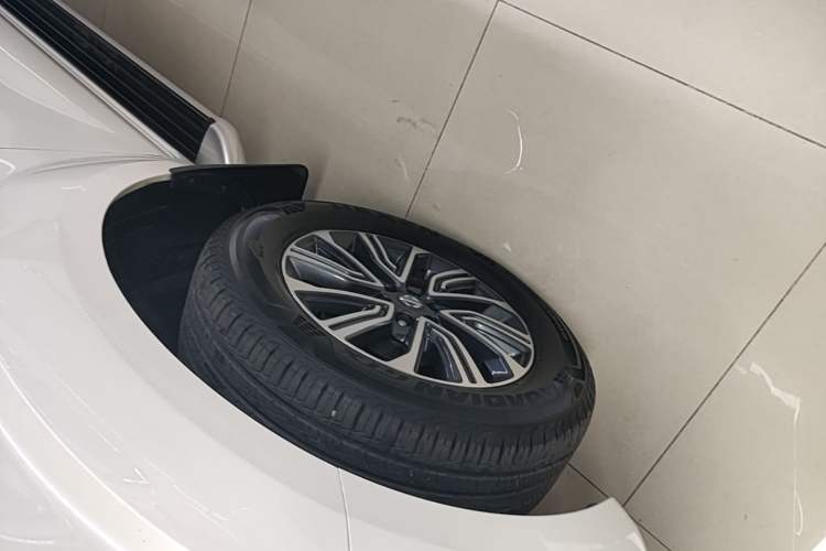 Used Nissan Terra 2020 2.5L XL Upper 4WD Automatic Four-Wheel Drive Luxury Edition Left Front Wheel Hub
