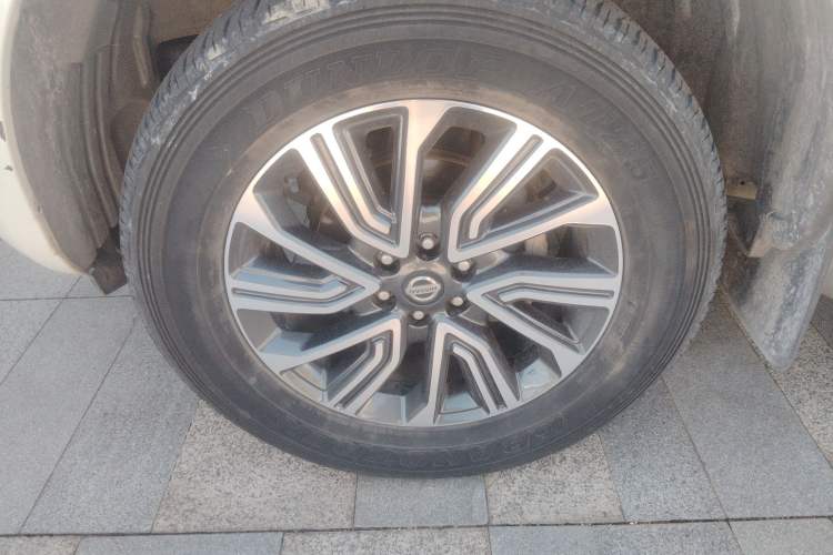 Used Nissan Terra 2020 2.5L XL Upper Automatic Two-Wheel Drive Luxury Edition Left Front Wheel Hub
