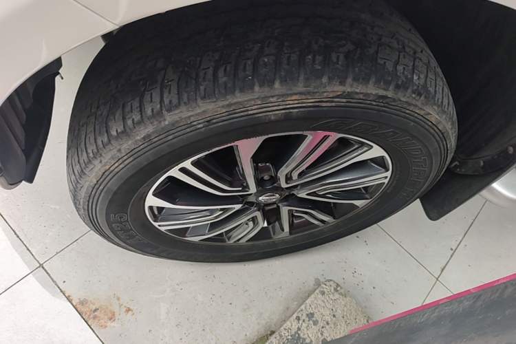 Used Nissan Terra 2020 2.5L XV 4WD Automatic Four-Wheel Drive Flagship Edition Left Front Wheel Hub
