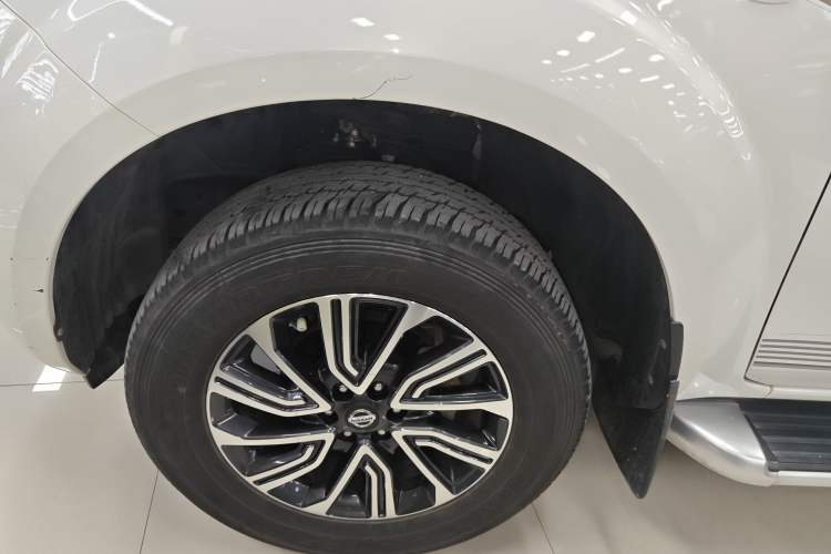 Used Nissan Terra 2020 2.5L XL Upper 4WD Automatic Four-Wheel Drive Luxury Edition Left Front Wheel Hub