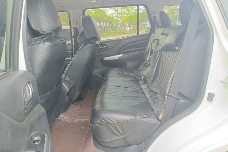 Used Nissan Terra 2020 2.5L XV 4WD Automatic Four-Wheel Drive Flagship Edition Left Rear Seat