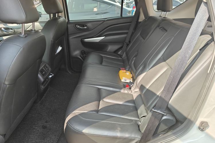 Used Nissan Terra 2020 2.5L XL Upper Automatic Two-Wheel Drive Luxury Edition Left Rear Seat