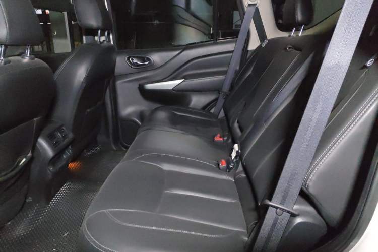 Used Nissan Terra 2020 2.5L XV 4WD Automatic Four-Wheel Drive Flagship Edition Left Rear Seat