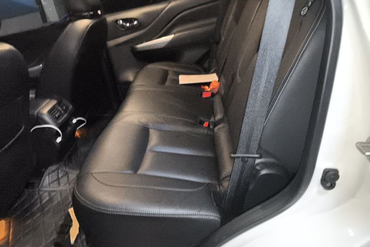 Used Nissan Terra 2020 2.5L XV Automatic 2WD Smart Edition Left Rear Seat