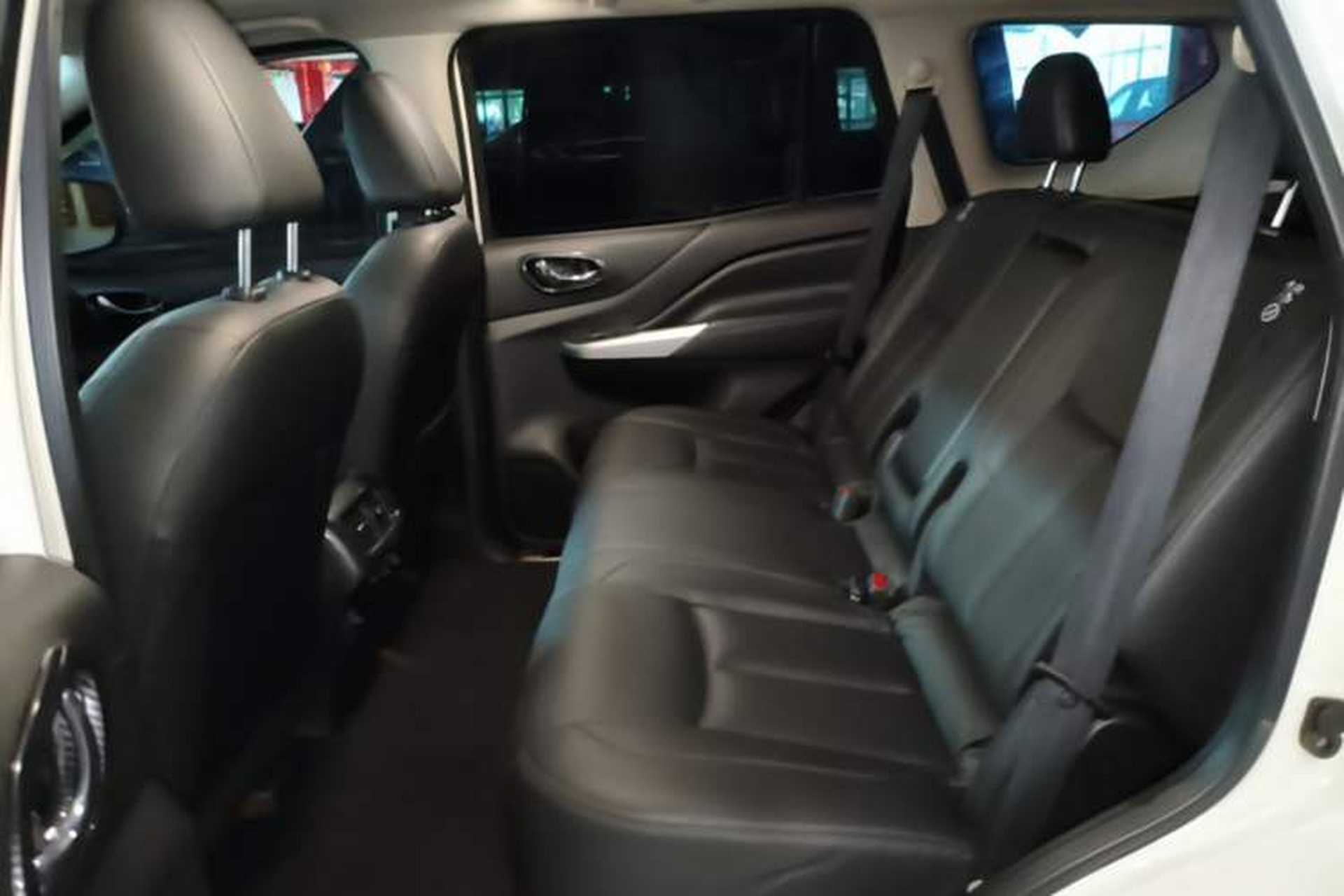 Used Nissan Terra 2020 2.5L XL Upper 4WD Automatic Four-Wheel Drive Luxury Edition Left Rear Seat