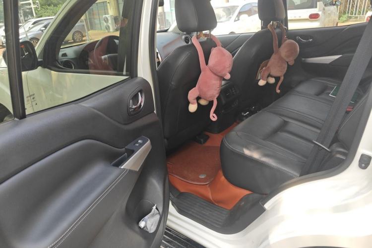 Used Nissan Terra 2020 2.5L XL Upper 4WD Automatic Four-Wheel Drive Luxury Edition Left Rear Seat