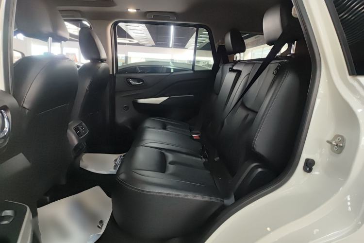 Used Nissan Terra 2020 2.5L XL Upper 4WD Automatic Four-Wheel Drive Luxury Edition Left Rear Seat