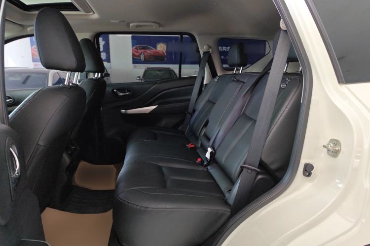 Used Nissan Terra 2020 2.5L XL Upper 4WD Automatic Four-Wheel Drive Luxury Edition Left Rear Seat