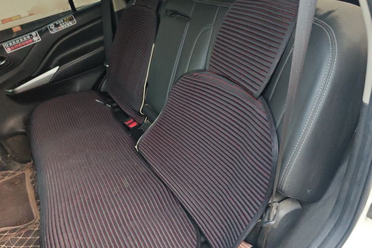 Used Nissan Terra 2020 2.5L XV 4WD Automatic Four-Wheel Drive Flagship Edition Left Rear Seat