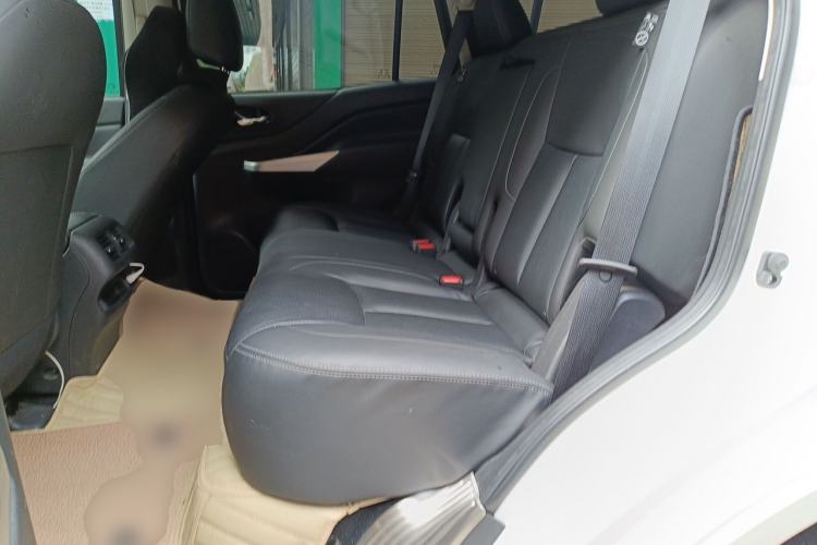 Used Nissan Terra 2020 2.5L XL Upper 4WD Automatic Four-Wheel Drive Luxury Edition Left Rear Seat